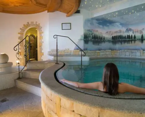 Piscina - Hotel Monzoni San Pellegrino